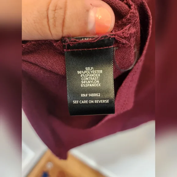 Torrid Burgundy Lace Fitted Blouse Short Sleeve - Picture 10 of 12